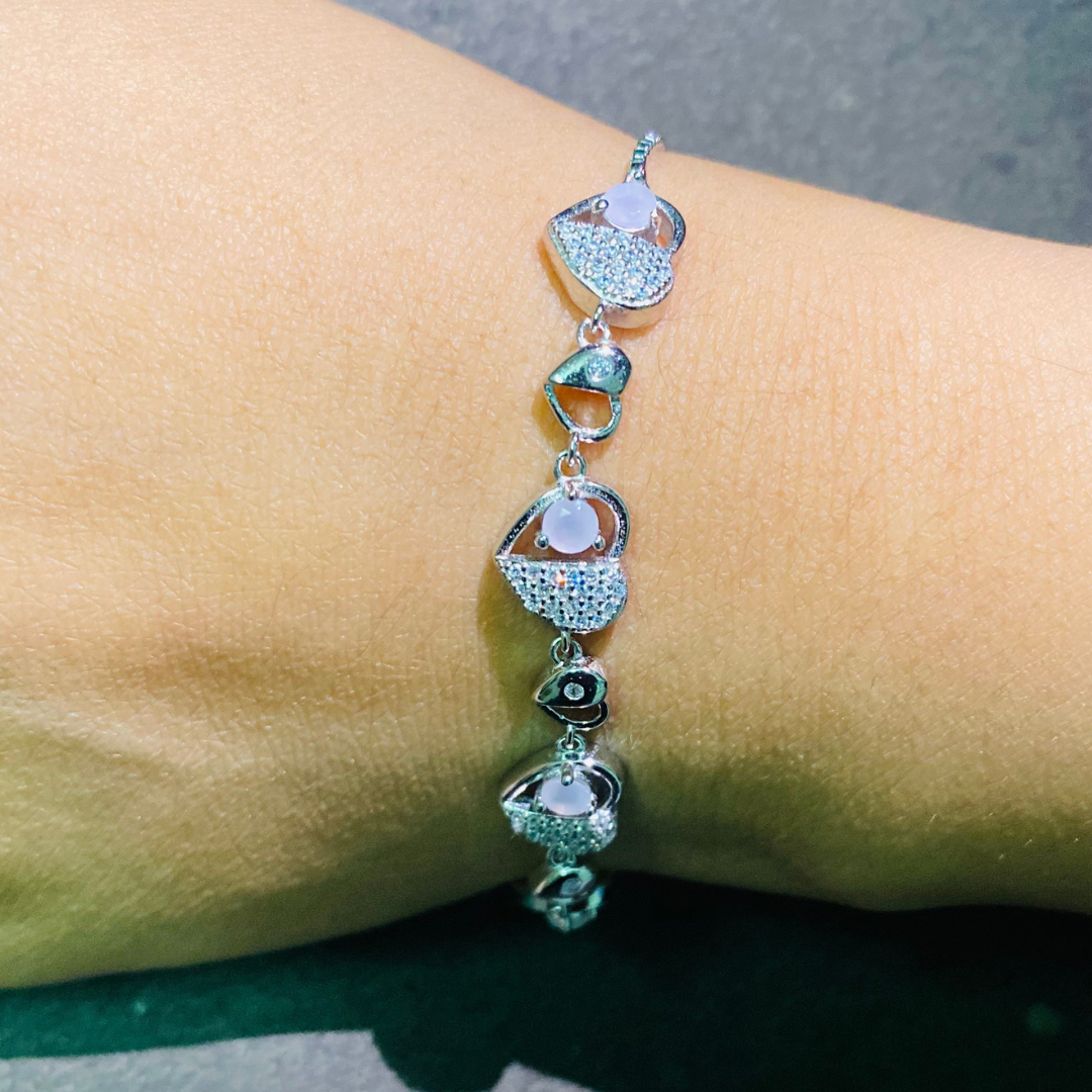 VAVI pink heart bracelet