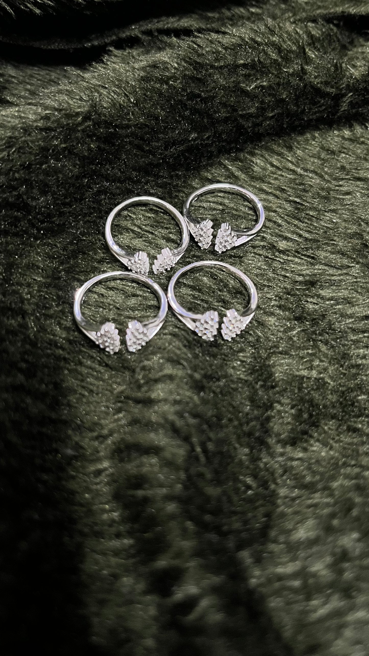 Front open toe ring