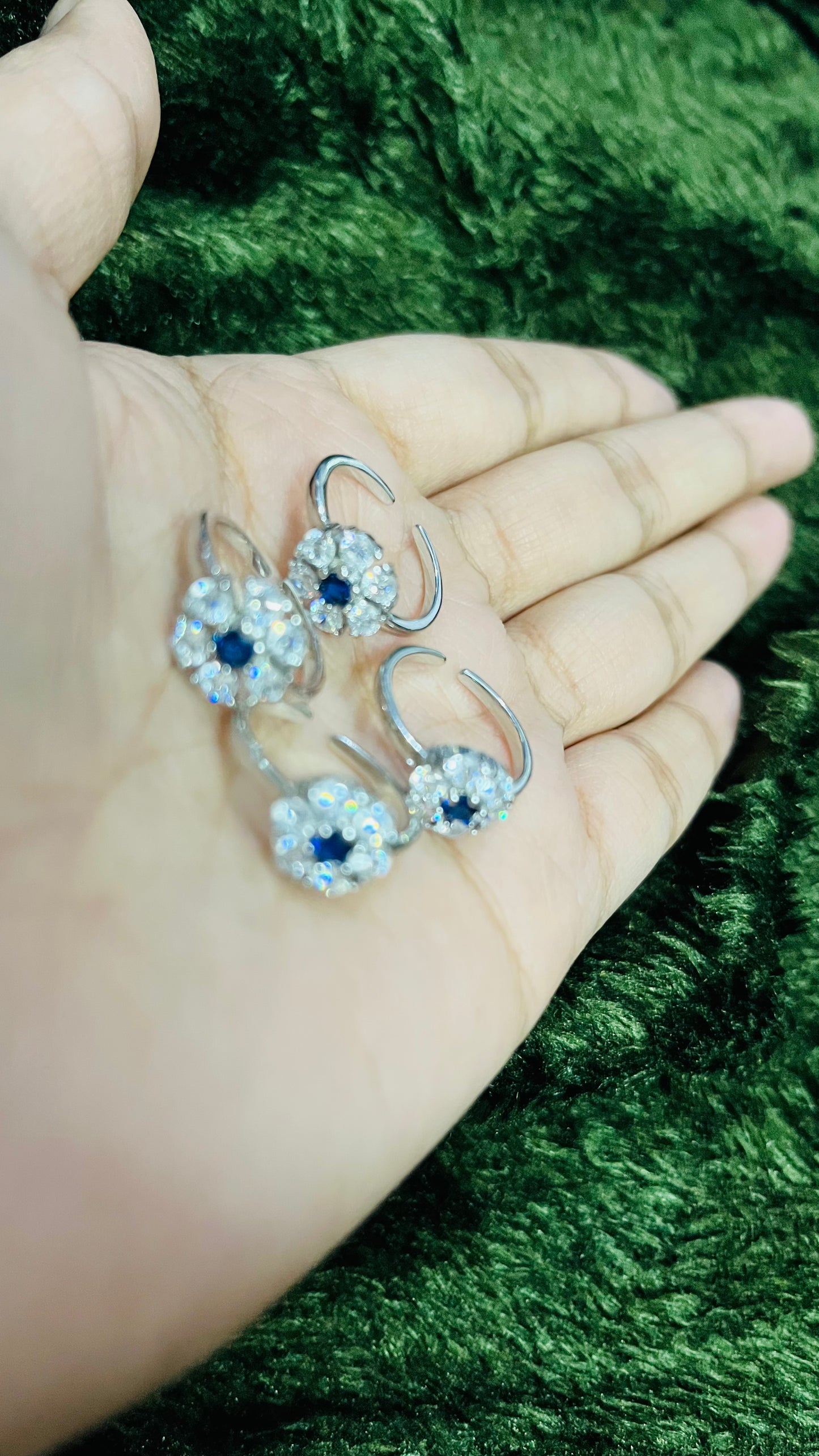 Flower Toe Ring (blue)