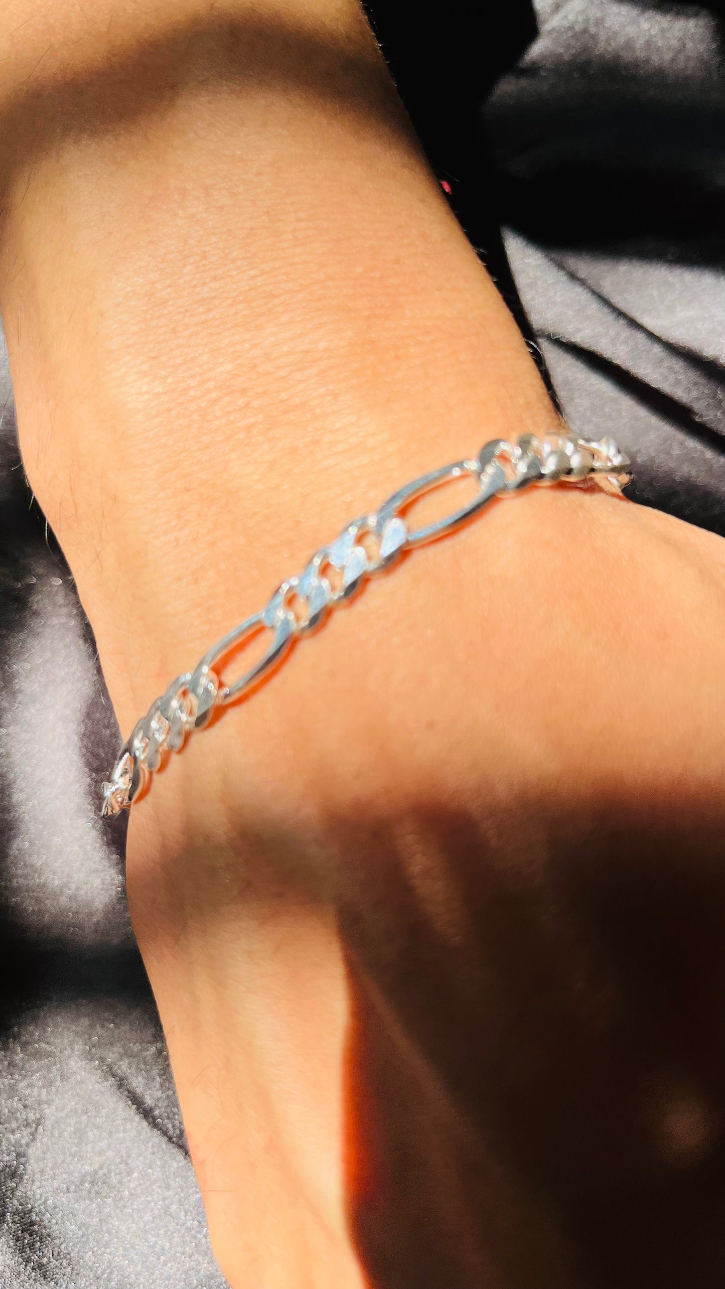Men's chain linked bracelet
